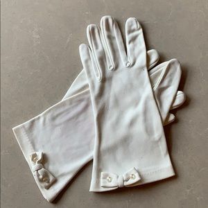 Genuine Vintage Tea Gloves w Bow Detail!